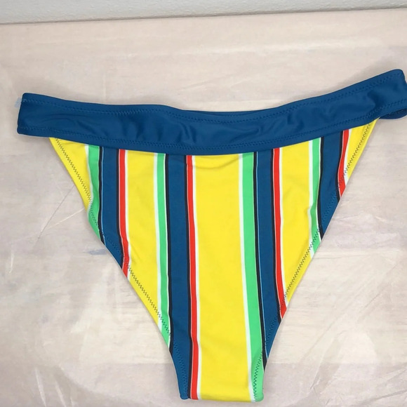 CUPSHE Bikini Bottom Women’s Size Medium Striped New With Tags Swimwear Summer - Picture 2 of 8